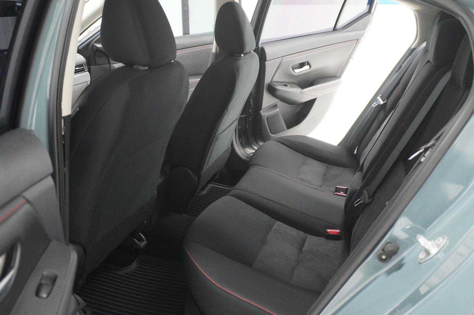 Used 2024 Nissan Sentra SR FWD image 10