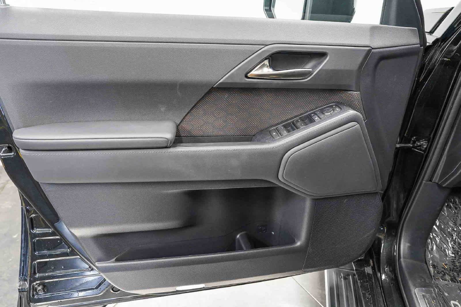 Used 2024 Lexus GX 550 w/ Accessory Package (Z1) AWD/4WD image 22