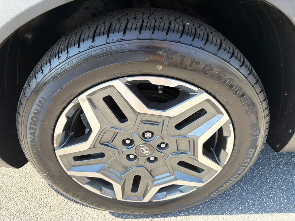 Used 2022 Hyundai Santa Fe Limited w/ Cargo Package image 11