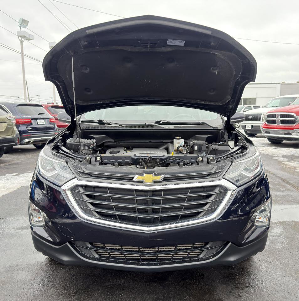 Used 2021 Chevrolet Equinox LT w/ Driver Convenience Package AWD/4WD image 17