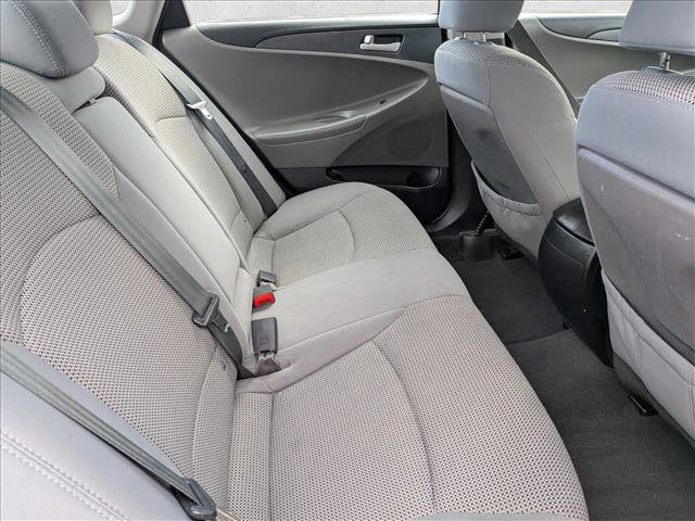 Used 2011 Hyundai Sonata GLS image 19