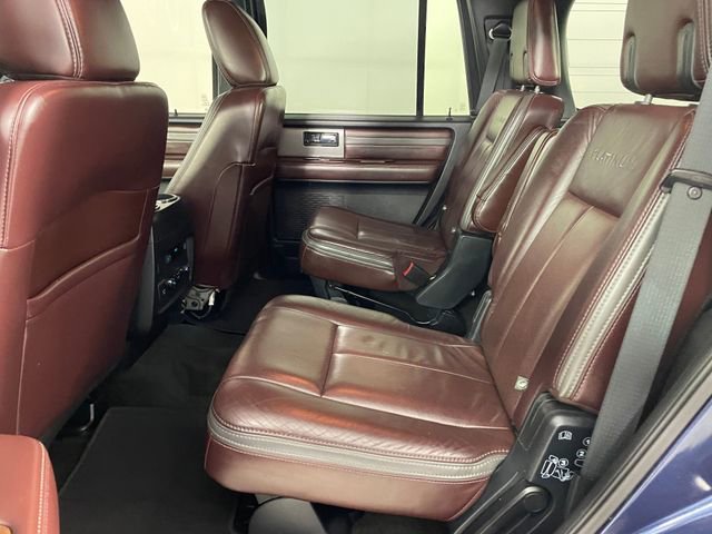 Used 2015 Ford Expedition Platinum image 16