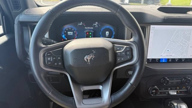 Used 2025 Ford Bronco Outer Banks AWD/4WD image 15