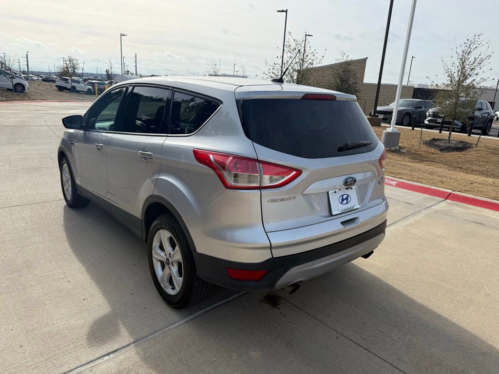 Used 2016 Ford Escape SE image 7