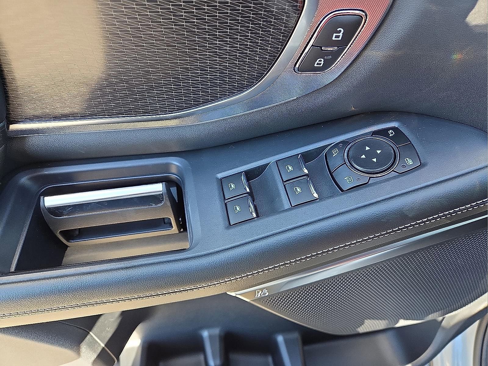 New 2026 Ford Expedition Platinum w/ Stealth Performance Package AWD/4WD image 15