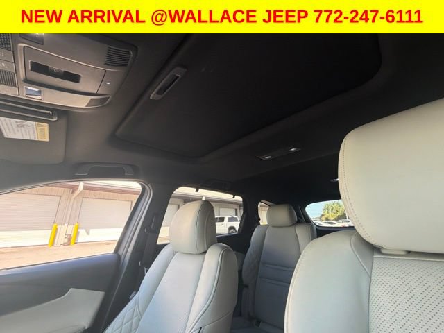 Used 2022 MAZDA CX-9 Signature AWD/4WD image 4