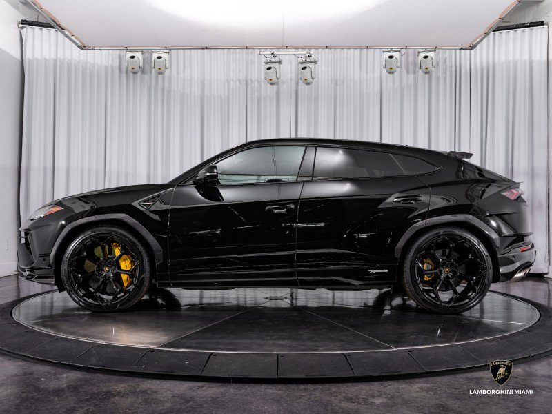 Used 2024 Lamborghini Urus Performante image 7