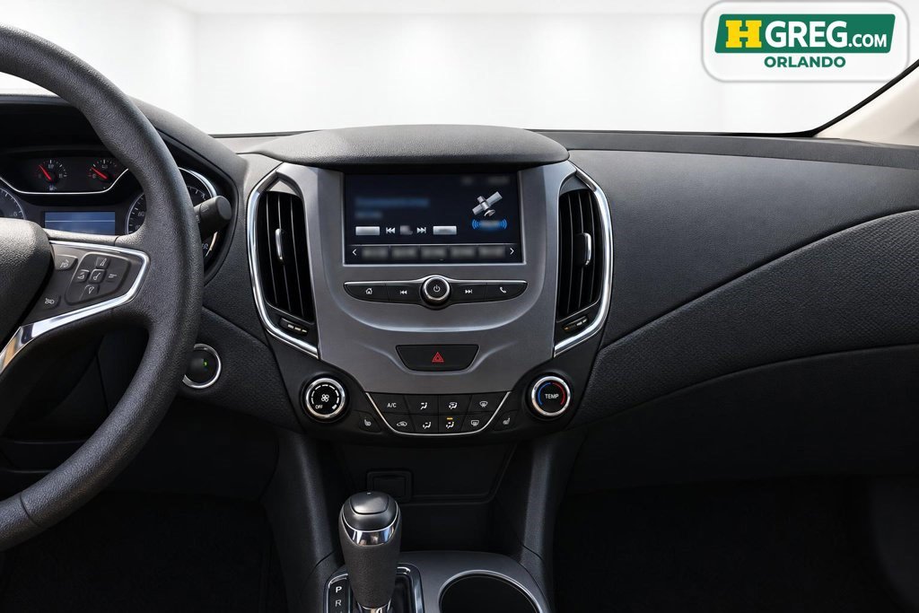 Used 2017 Chevrolet Cruze LT w/ Convenience Package FWD image 14