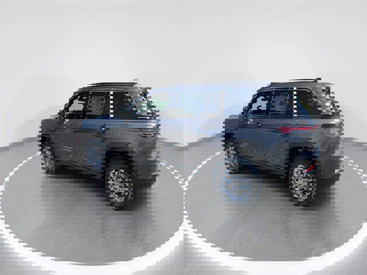 New 2025 Jeep Grand Cherokee Laredo X image 12