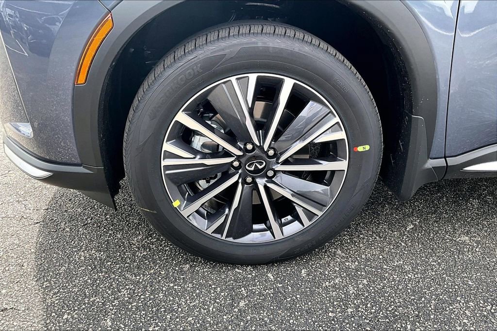 New 2026 INFINITI QX60 Luxe FWD image 19