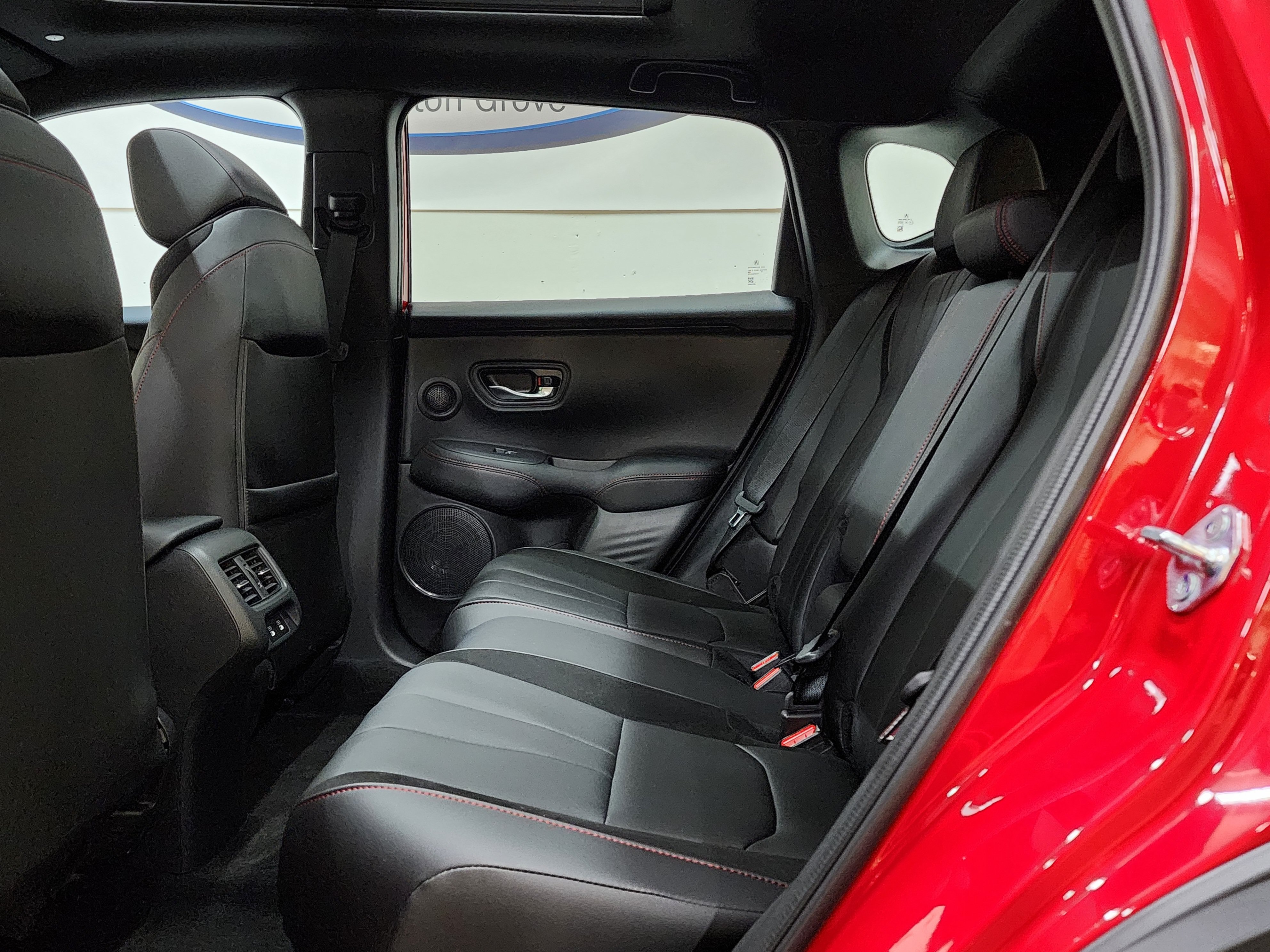 Certified 2025 Acura ADX A-Spec AWD/4WD image 17