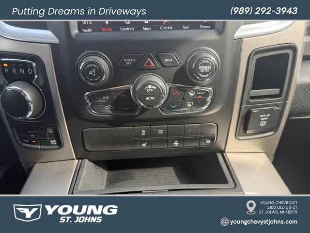 Used 2018 RAM 1500 Classic SLT w/ SLT Plus D←cor Group AWD/4WD image 26