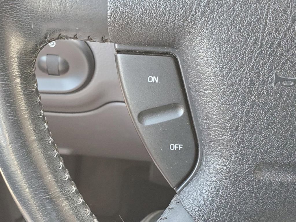 Used 2002 Ford Explorer XLT image 25