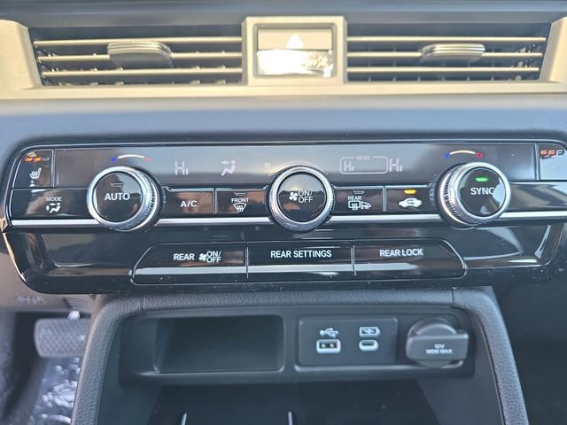 New 2025 Honda Pilot Touring image 26