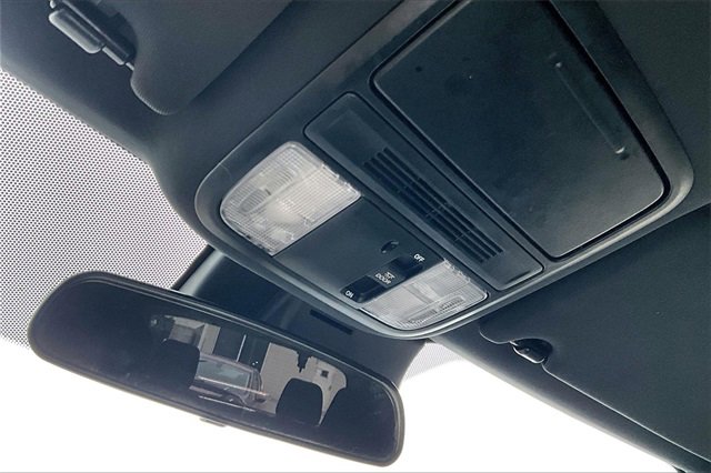 Used 2022 Honda Pilot Sport image 24