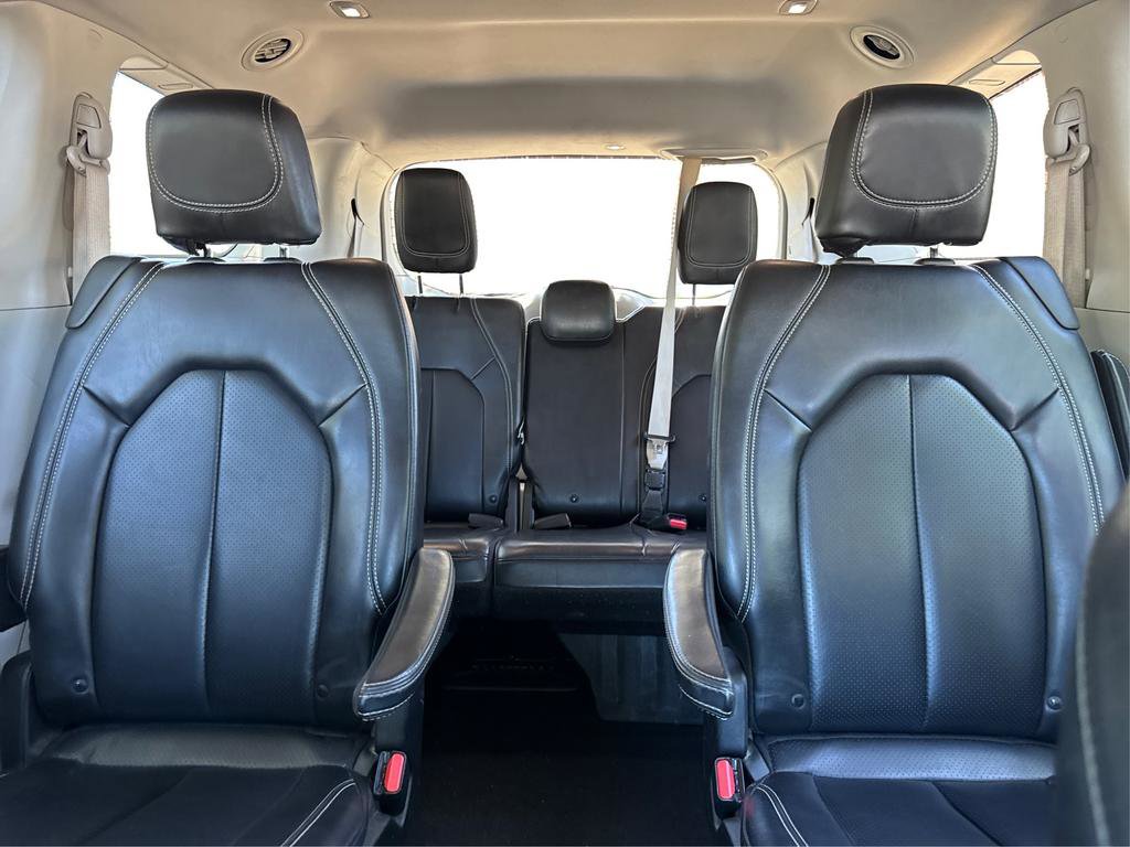 Used 2020 Chrysler Voyager Lxi FWD image 24