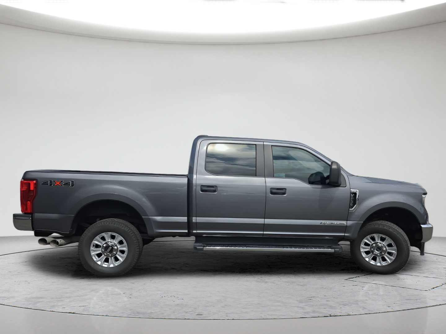 Used 2021 Ford F250 XL w/ STX Appearance Package AWD/4WD image 2