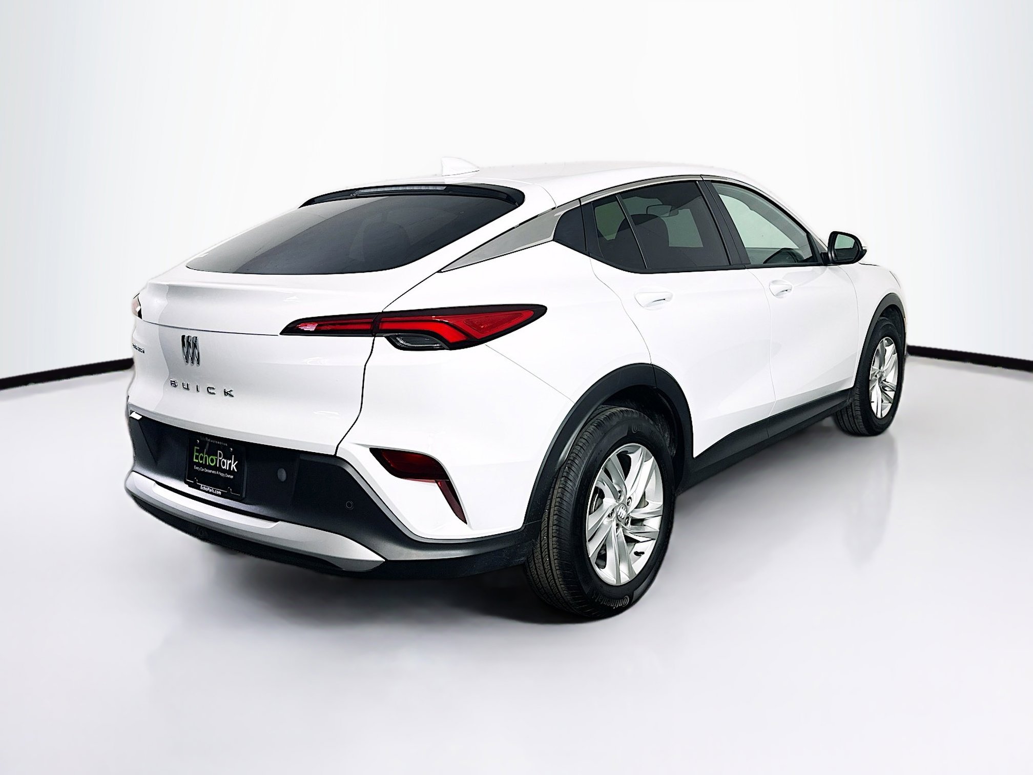 Used 2025 Buick Envista Preferred image 9