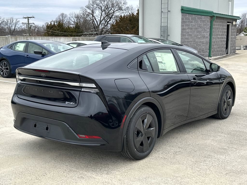 New 2026 Toyota Prius SE image 4