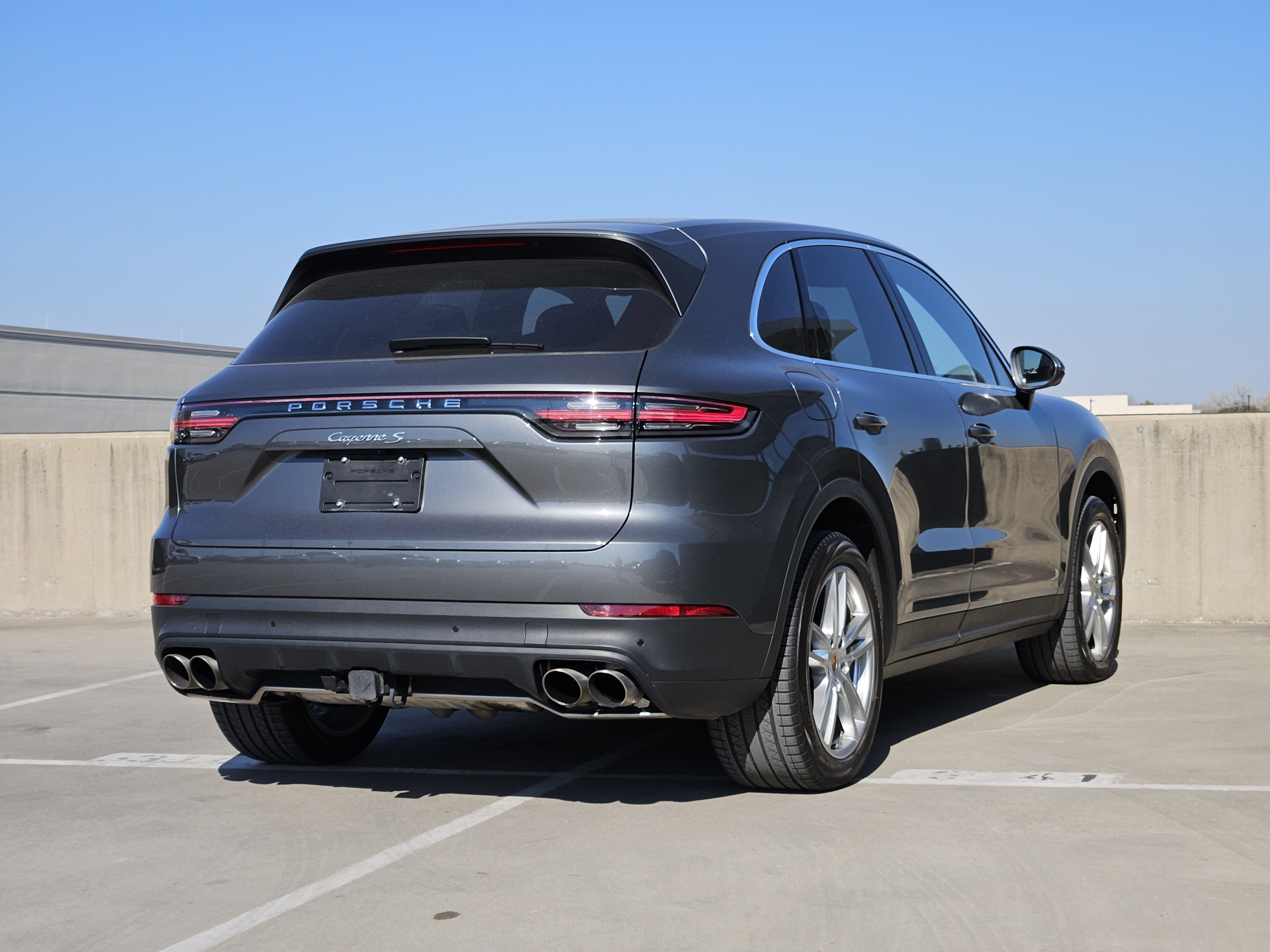 Certified 2022 Porsche Cayenne S image 8