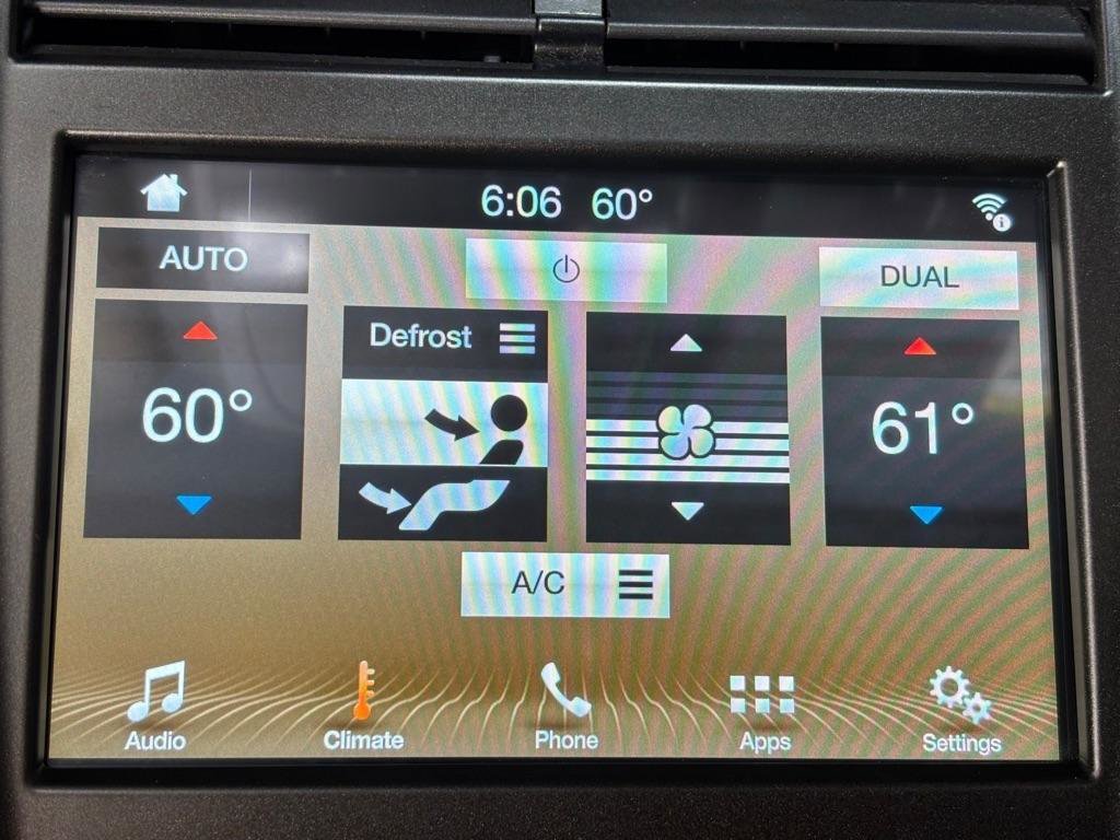 Used 2016 Lincoln MKC Premiere image 19