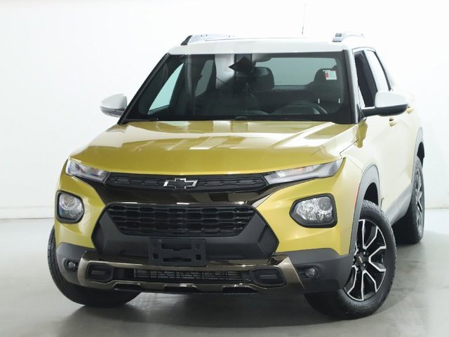 Used 2023 Chevrolet TrailBlazer ACTIV w/ Sun and Liftgate Package image 3