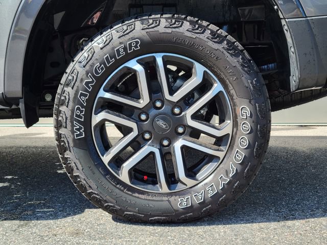 Used 2024 Ford Ranger Lariat w/ FX4 Off-Road Package image 14