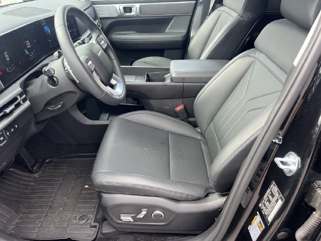 Used 2026 Hyundai Santa Fe SEL FWD image 11