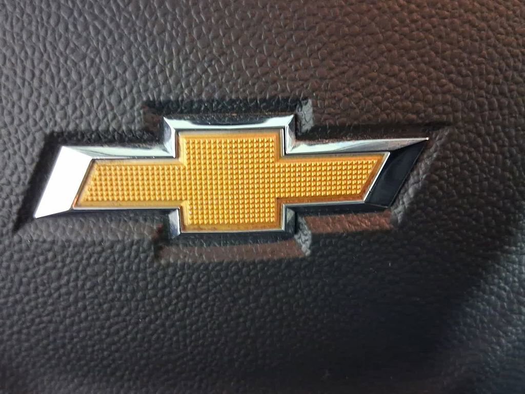 Used 2025 Chevrolet TrailBlazer LT image 33