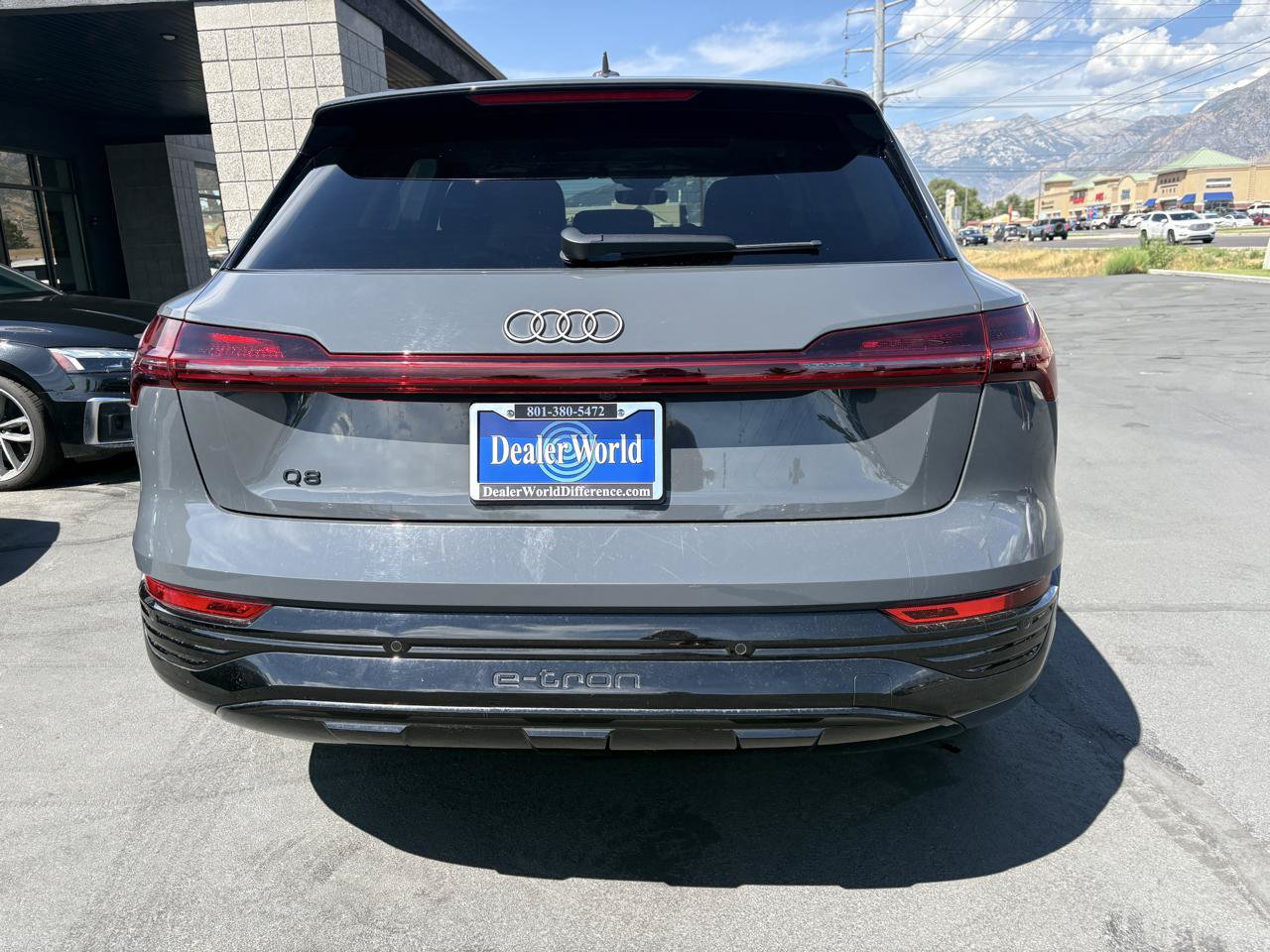 Used 2024 Audi Q8 e-tron Prestige w/ Prestige Package AWD/4WD image 6