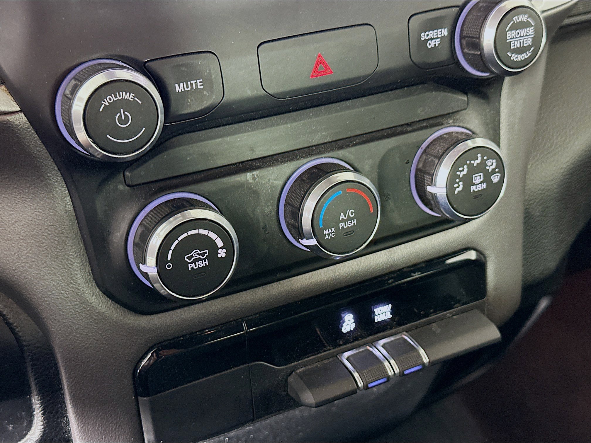 Used 2022 RAM 1500 Big Horn image 23