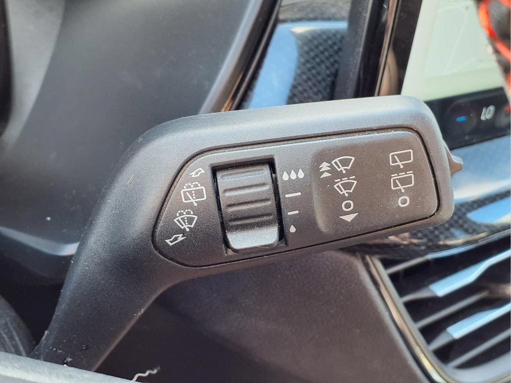 Used 2024 Ford Escape ST-Line w/ Tech Pack #1 FWD image 21
