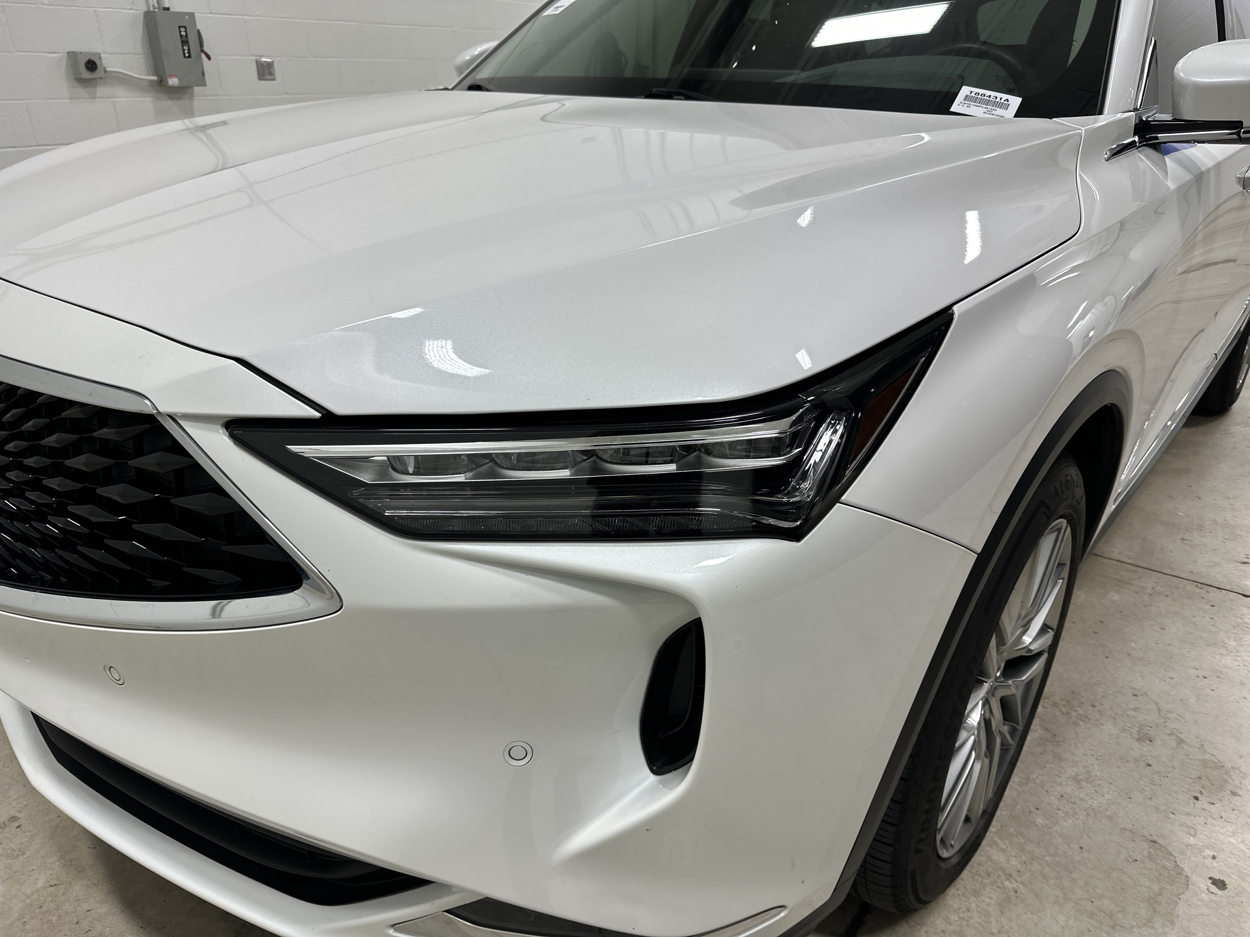 Used 2023 Acura MDX SH-AWD w/ Advance Package image 6