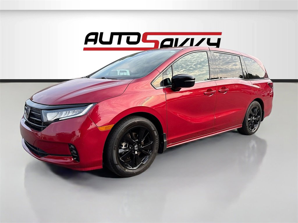 Used 2023 Honda Odyssey Sport image 3