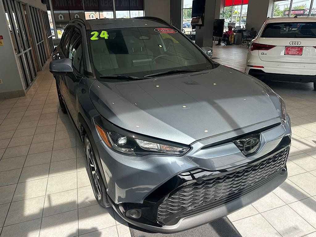 Certified 2024 Toyota Corolla Cross AWD Hybrid image 9