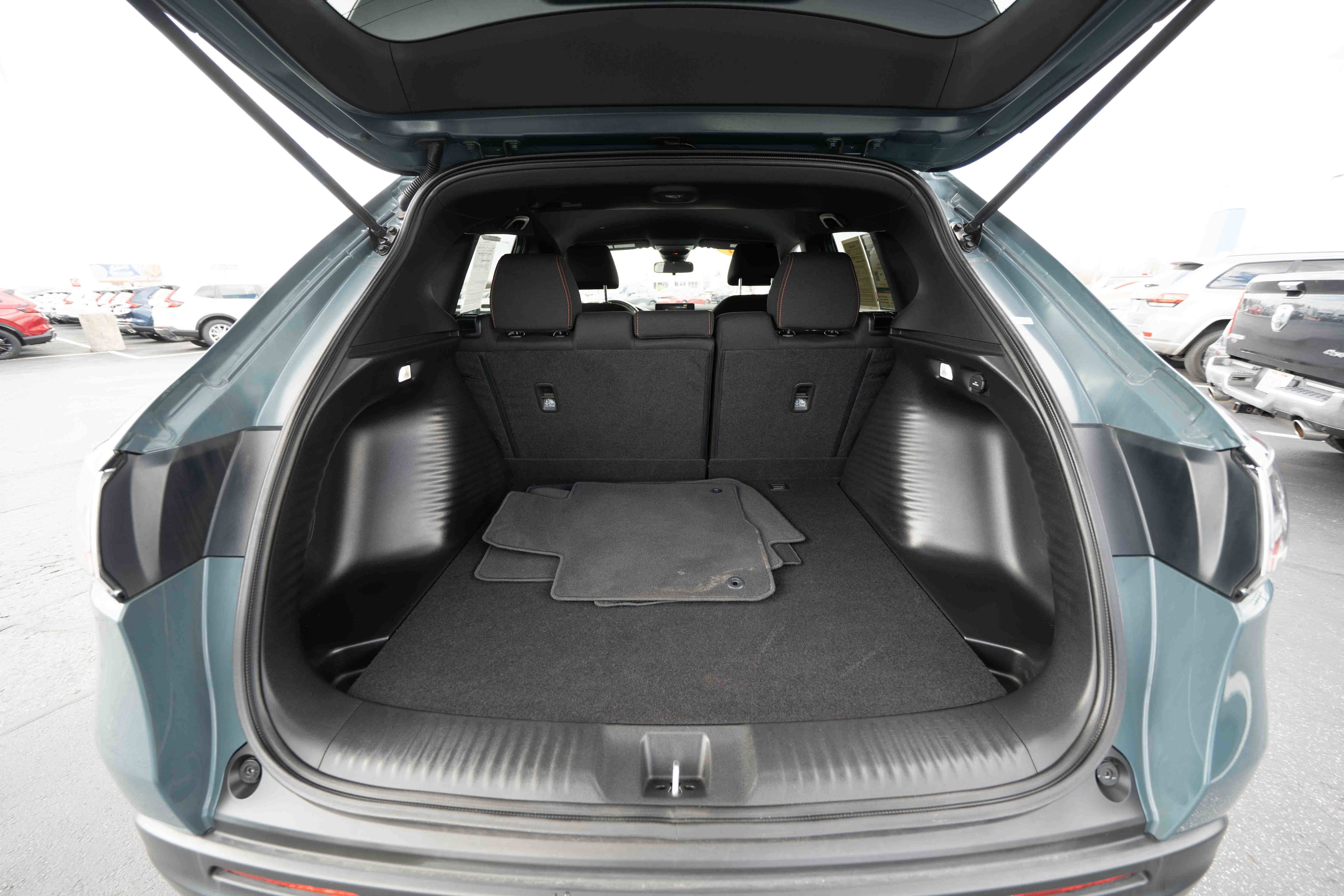 Certified 2024 Honda HR-V Sport image 28