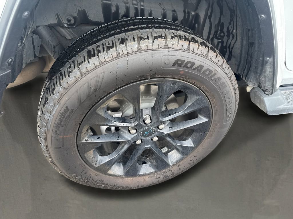 Used 2025 Jeep Wrangler Unlimited Sahara image 9