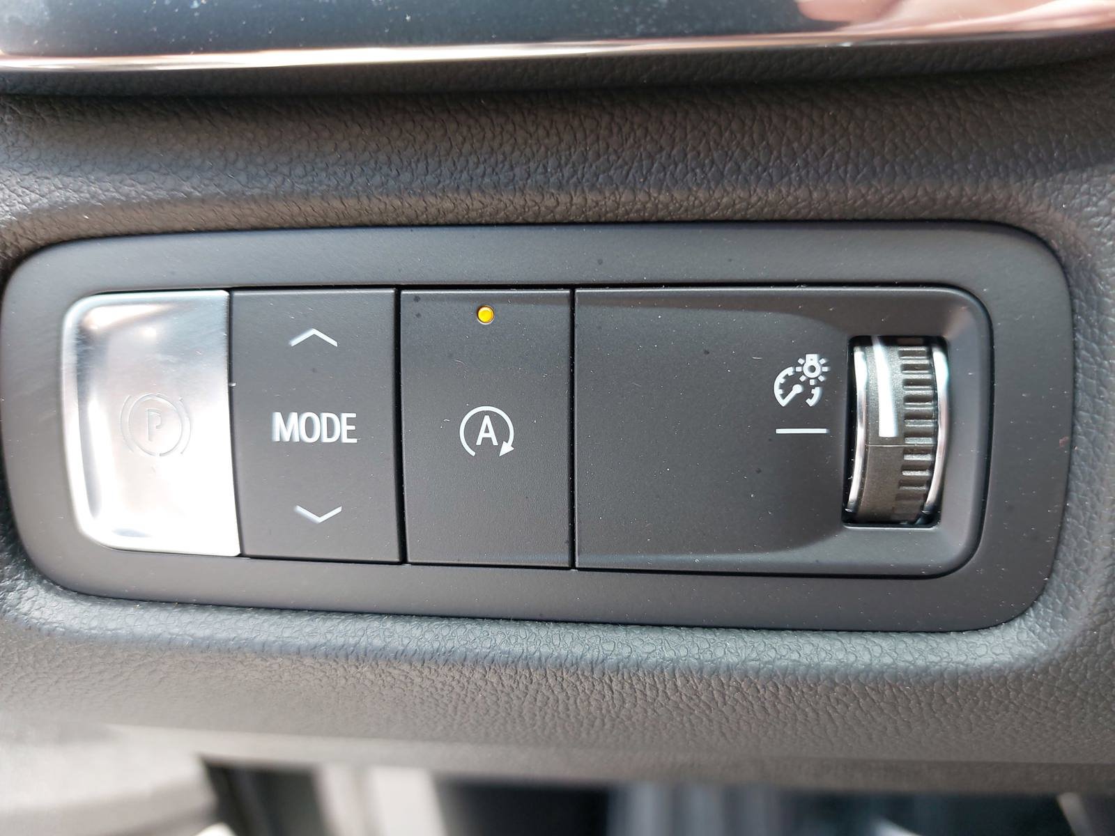New 2025 GMC Acadia Elevation FWD image 28