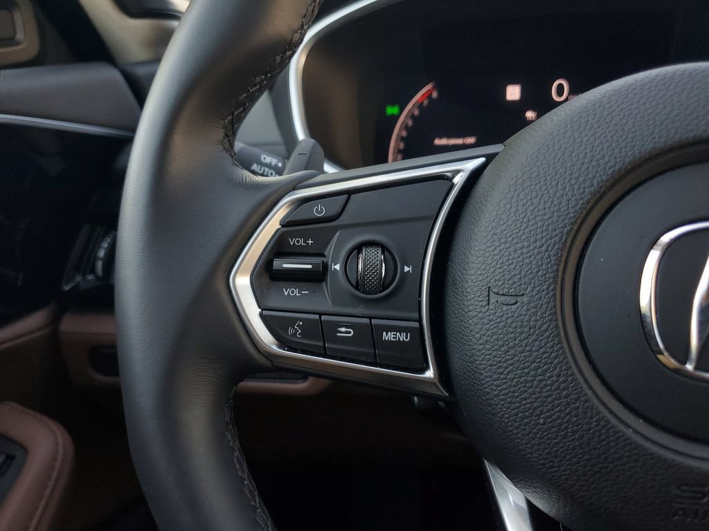 Certified 2026 Acura MDX w/ Technology Package FWD image 22