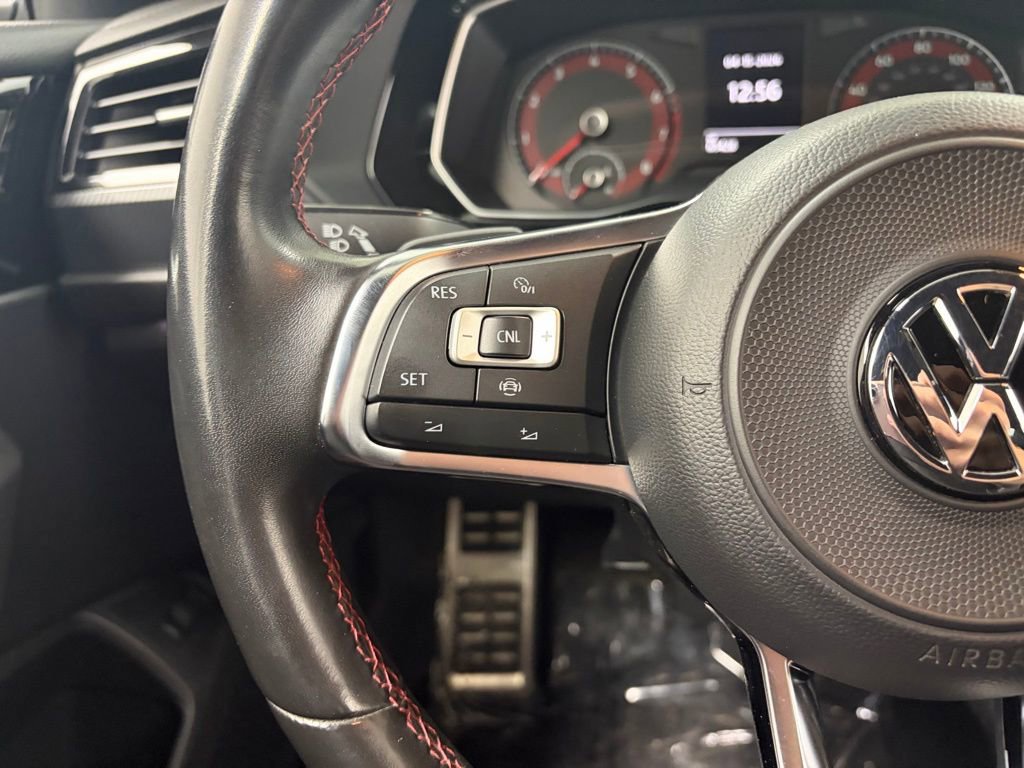 Used 2019 Volkswagen Jetta GLI image 21