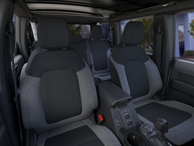 New 2025 Ford Bronco 4-Door AWD/4WD image 43