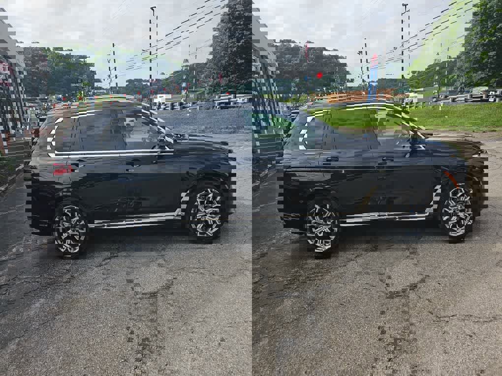 Used 2024 BMW X7 xDrive40i image 5