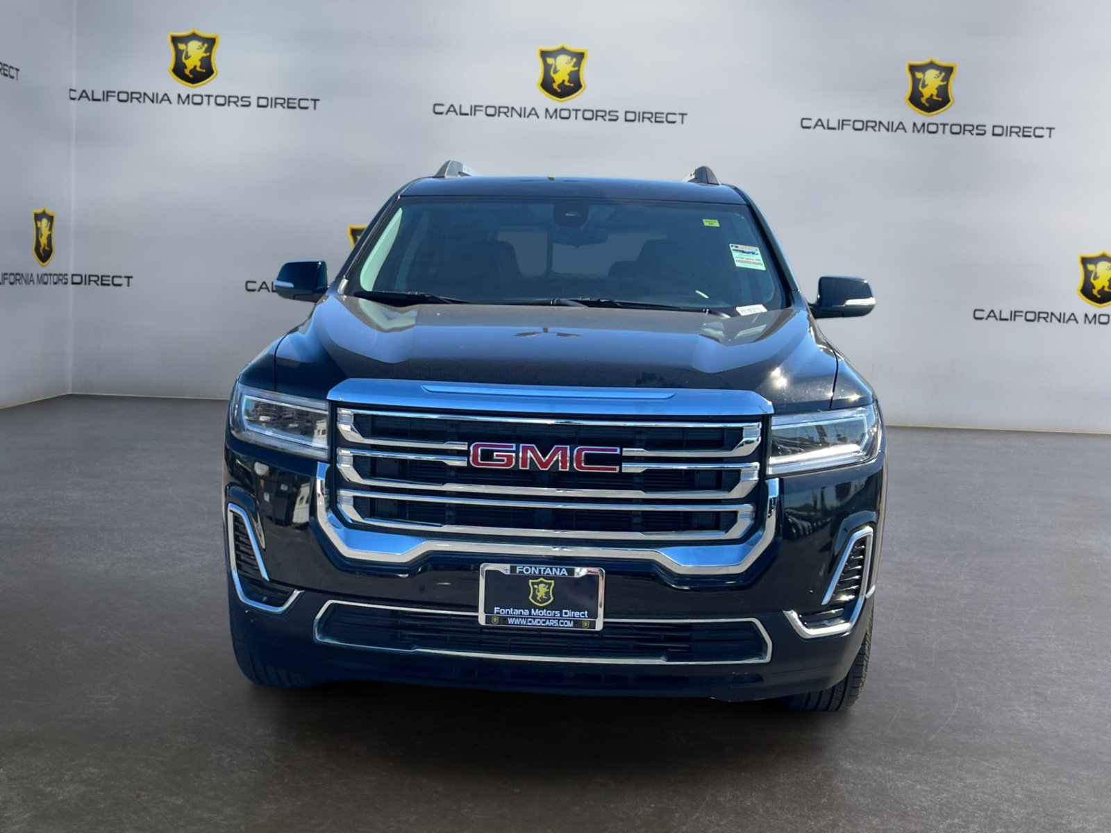 Used 2023 GMC Acadia SLE w/ Driver Convenience Package image 8