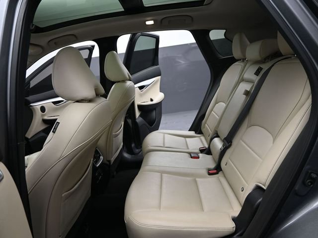 Used 2019 INFINITI QX50 Luxe w/ Navigation Package image 12