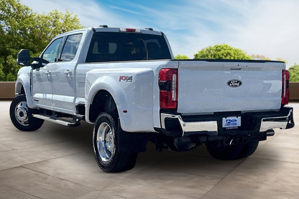 New 2027 Ford F450 XLT w/ XLT Premium Package AWD/4WD image 3