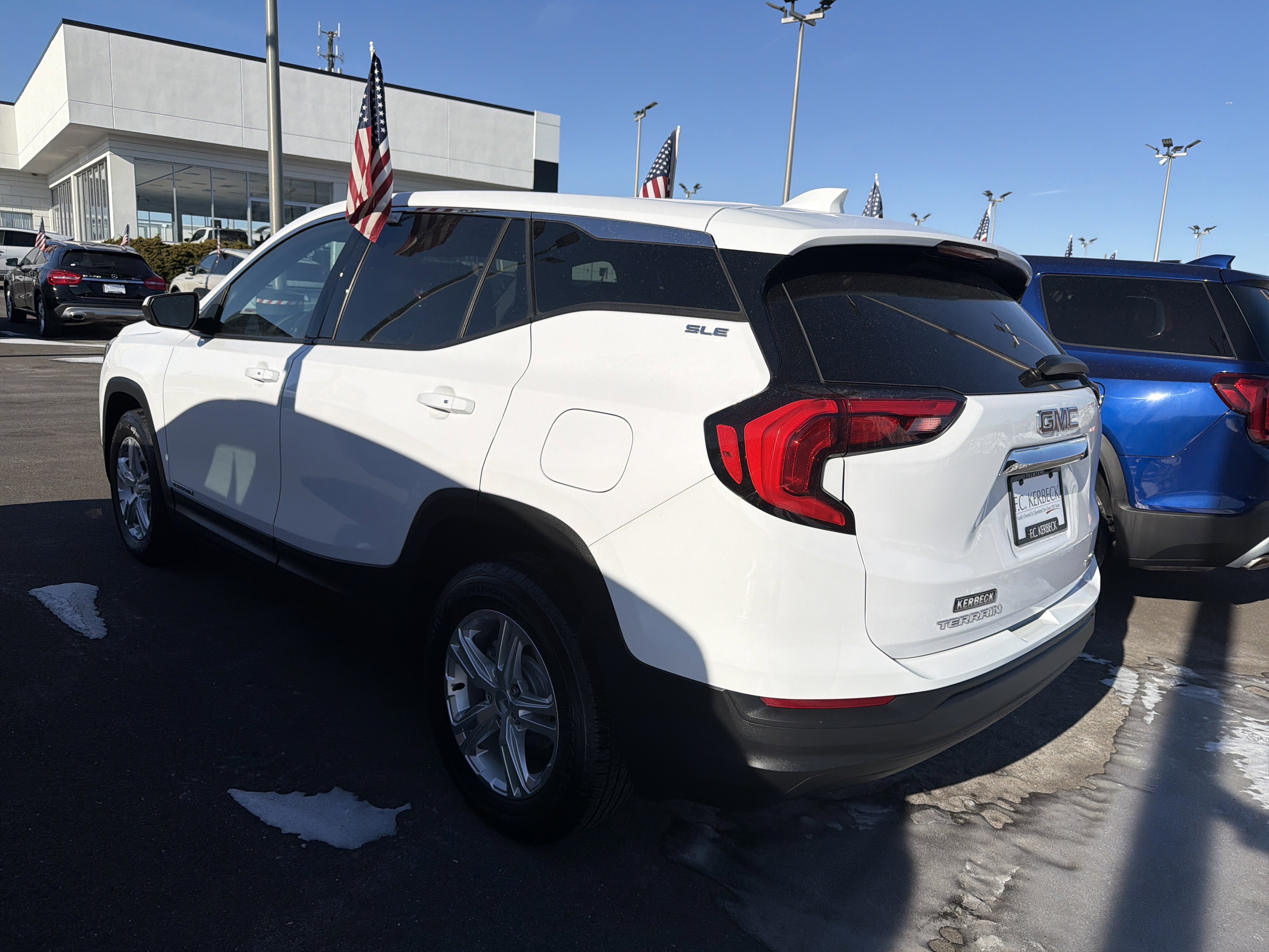 Used 2020 GMC Terrain SLE image 6