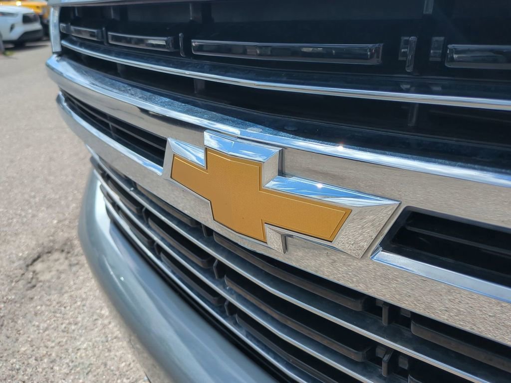 Used 2024 Chevrolet Tahoe LT RWD image 13