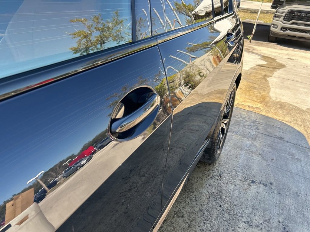 Used 2021 BMW X7 xDrive40i w/ M Sport Package image 11