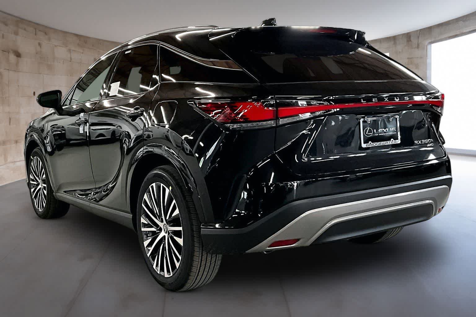 New 2026 Lexus RX 350 w/ Convenience Package AWD/4WD image 3