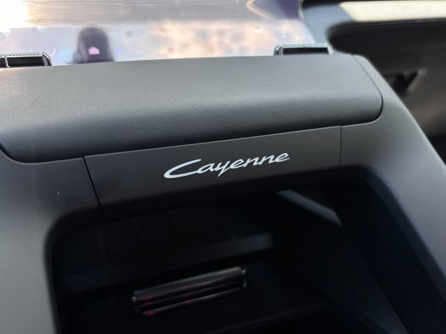 New 2026 Porsche Cayenne Electric AWD/4WD image 24